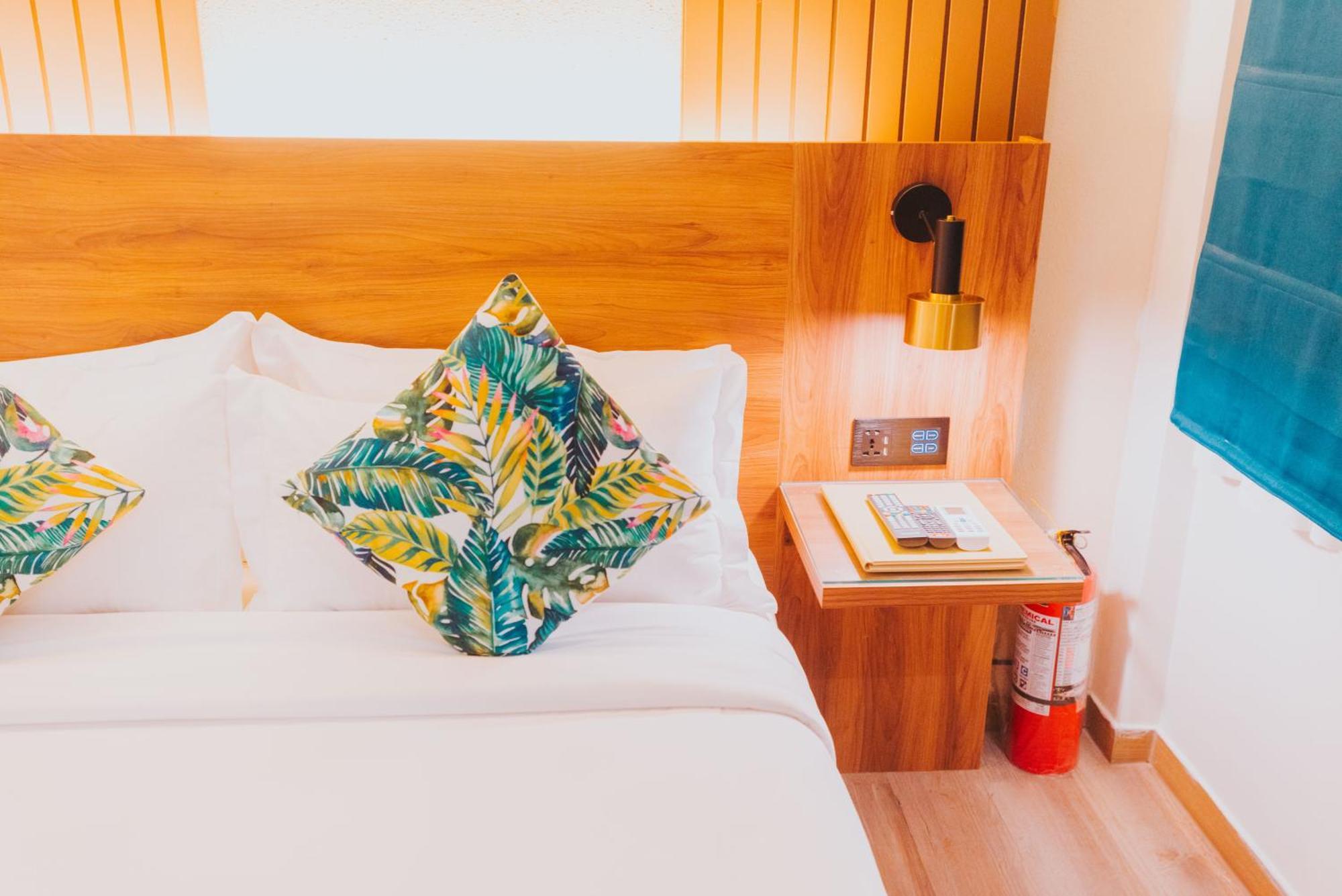 Surestay Studio By Best Western Clarkview Angeles City ภายนอก รูปภาพ