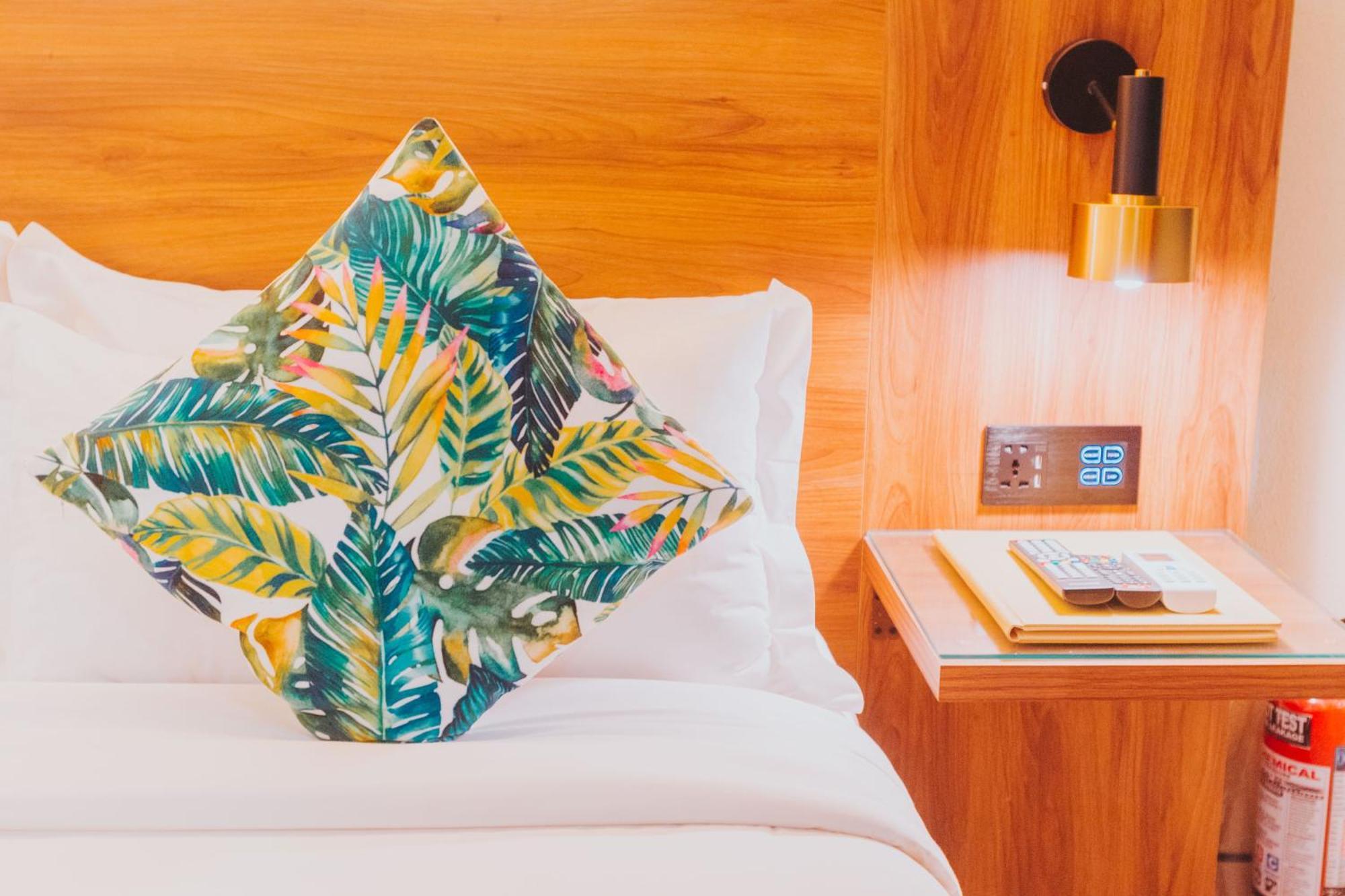 Surestay Studio By Best Western Clarkview Angeles City ภายนอก รูปภาพ